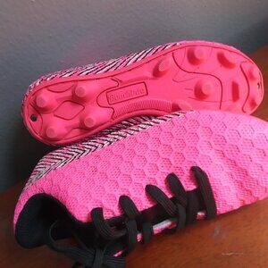 BomKinta Kids FG Soccer Cleats Shoes with Arch-Support sz 29 pink/black